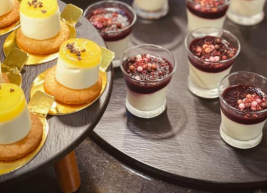 Postres Gran Bufet Restaurant Hotel Novotel Prestigi Hotels Andorra