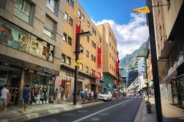 Hotel de 3 estrellas en el centro de Andorra la Vella