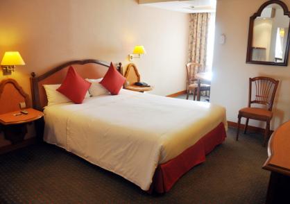 Chambre lit double Hotel Mercure Andorre